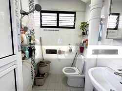 Blk 242 Gombak View (Bukit Batok), HDB 4 Rooms #502873391